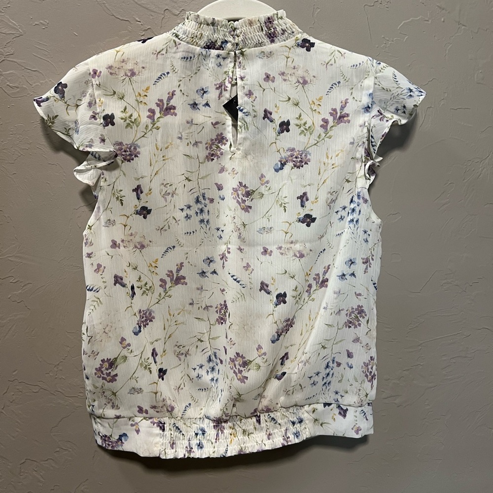 Express Blouse with Floral pattern - Picture 7 of 7